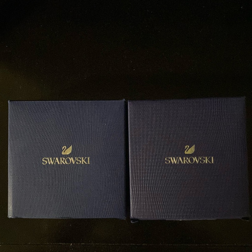 Free swarovski box